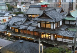 2004.11 松山 道後温泉